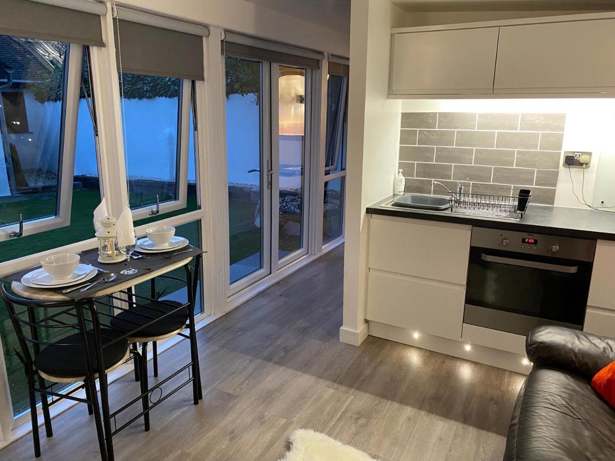 Delightful 1 Bedroom Chalet Throwleigh ภายนอก รูปภาพ